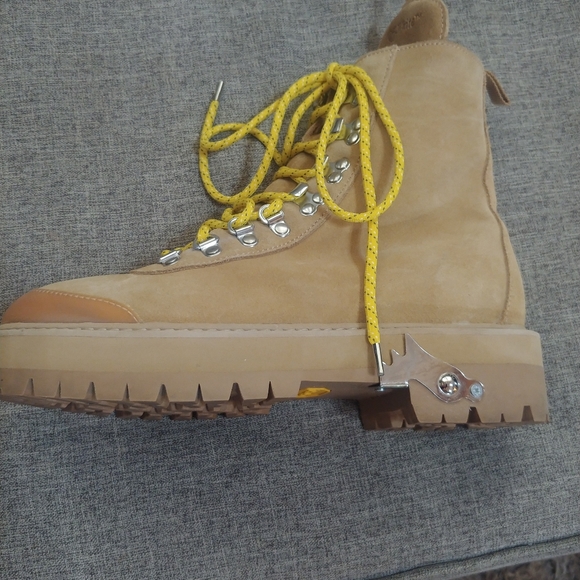 COPY - Off-white hiking boots - Picture 3 of 9